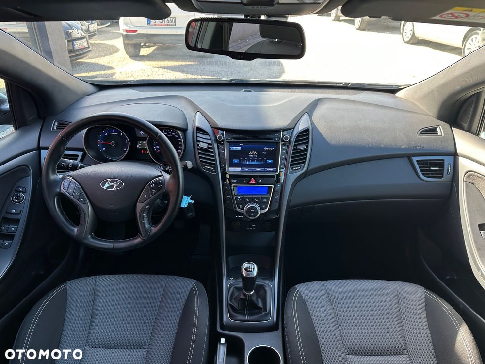 Hyundai i30 Kombi 1.6 CRDI Passion - 6
