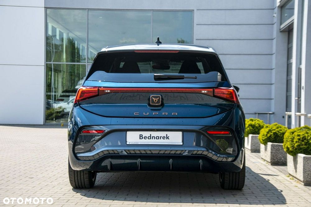 Cupra Born - 8