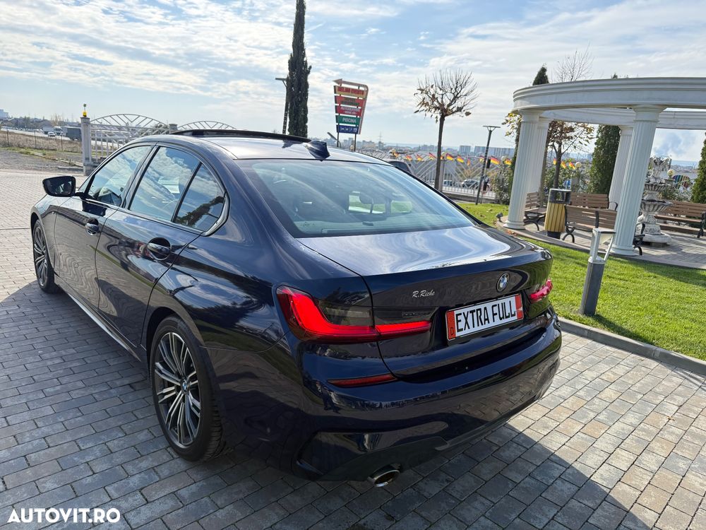 BMW Seria 3 330i AT - 7