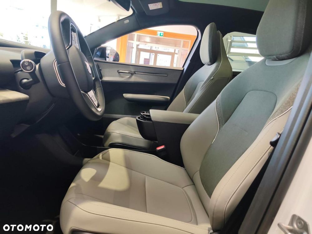Volvo EX30 69kWh Twin Motor Ultra - 17