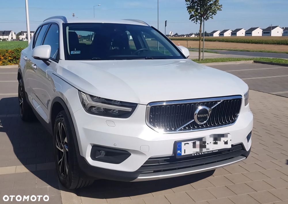 Volvo XC 40 T3 Momentum - 12