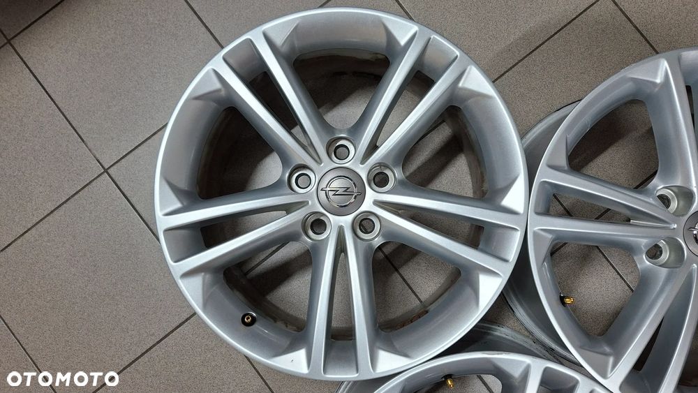 Felgi Aluminiowe 18 Opel Insignia A 5x120 ET 42 - 11