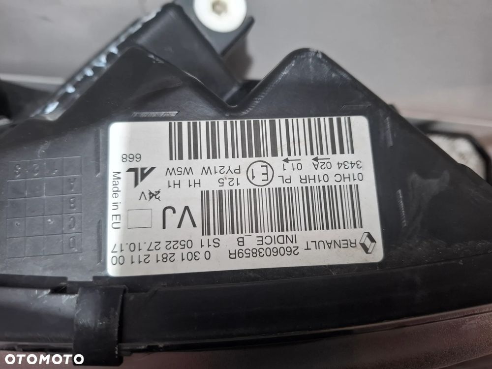 Lampa lewy przód przednia Europa Renault Captur I 12-18 nr 260603859R - 2