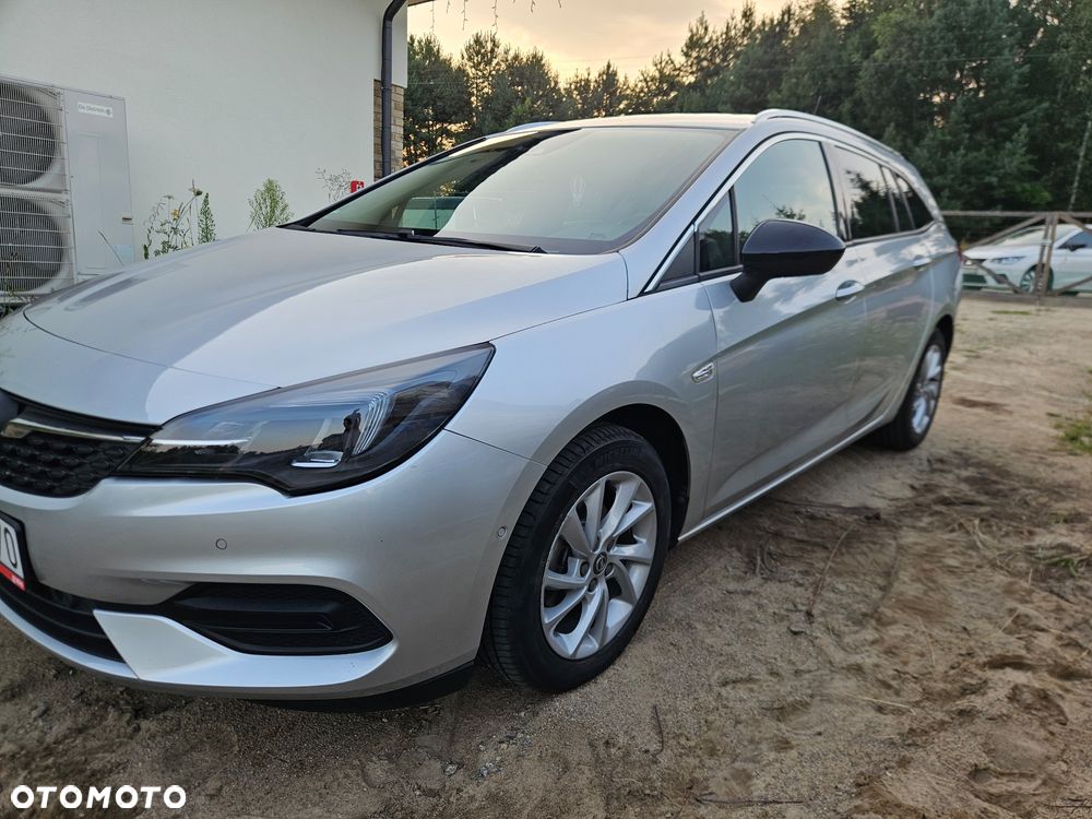 Opel Astra 1.2 T Elegance S&S - 1