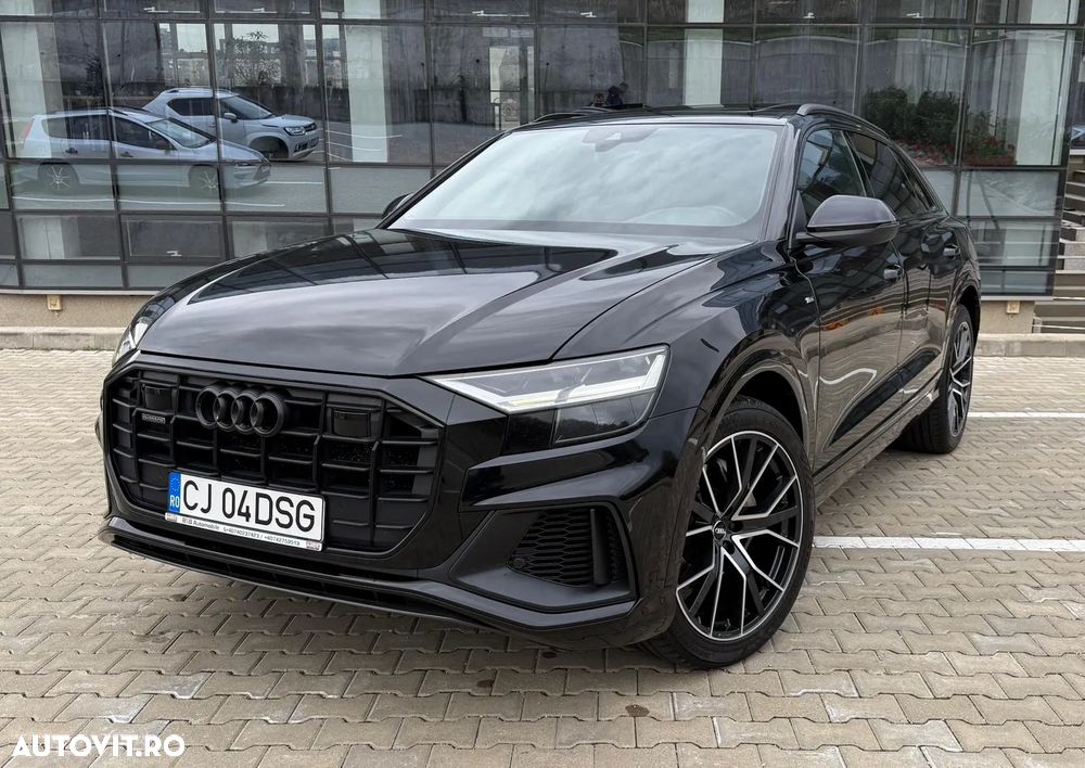Audi Q8 - 1