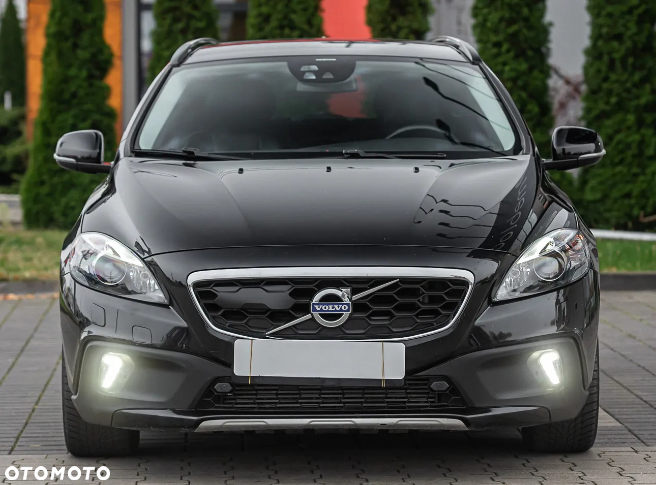 Volvo V40 Cross Country - 4