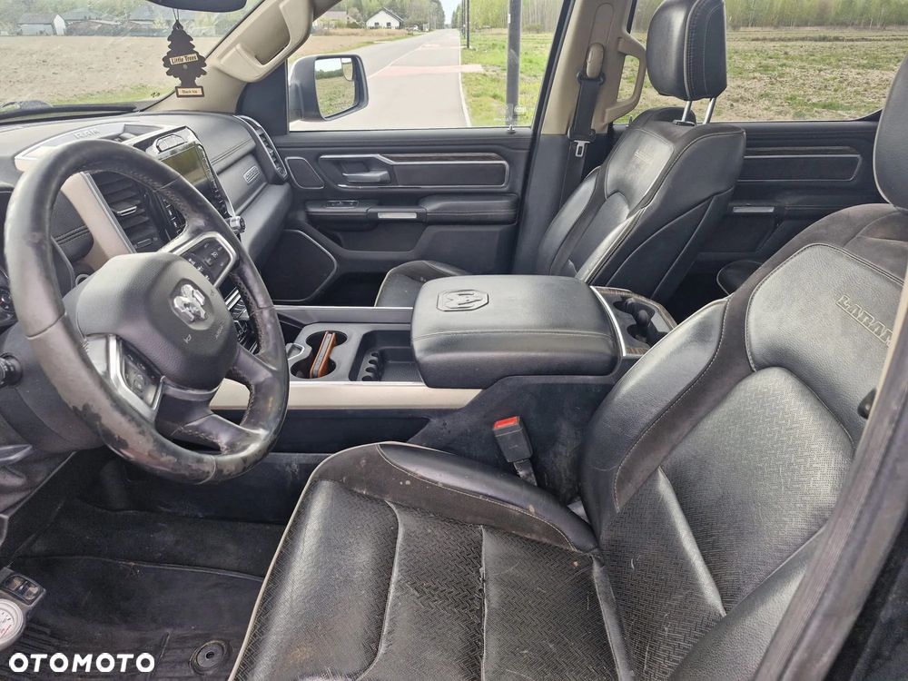 RAM 1500 Crew Cab Shortbed Laramie - 5