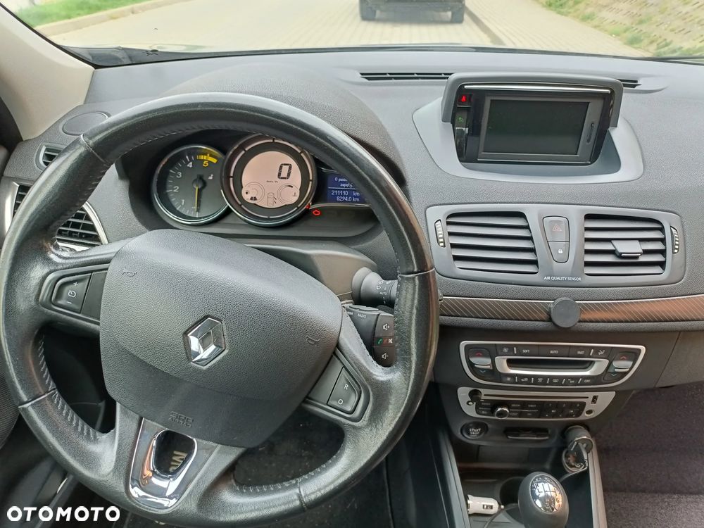 Renault Megane 1.5 dCi Bose - 8