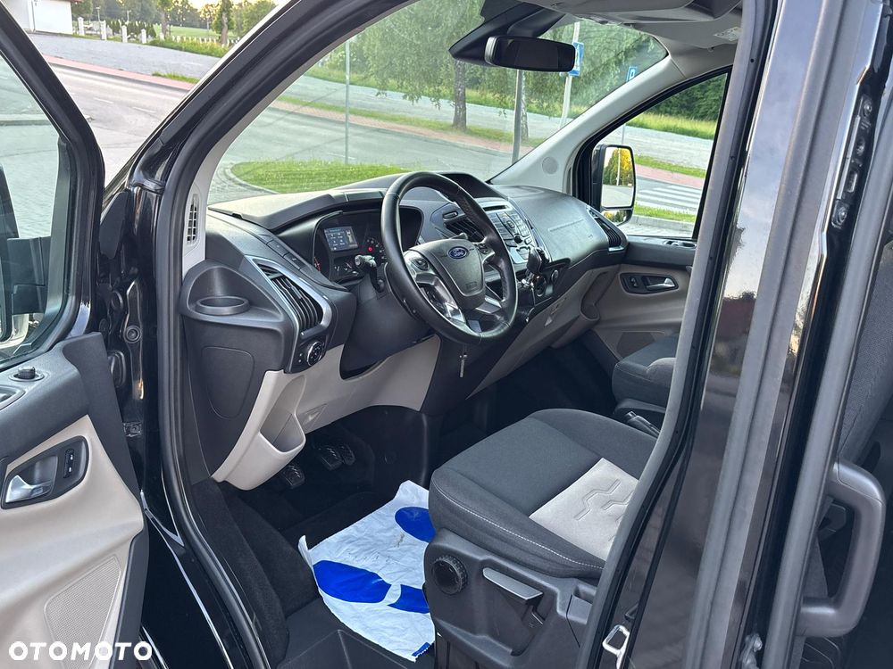 Ford Tourneo Custom 2.0 EcoBlue L2 Titanium - 14