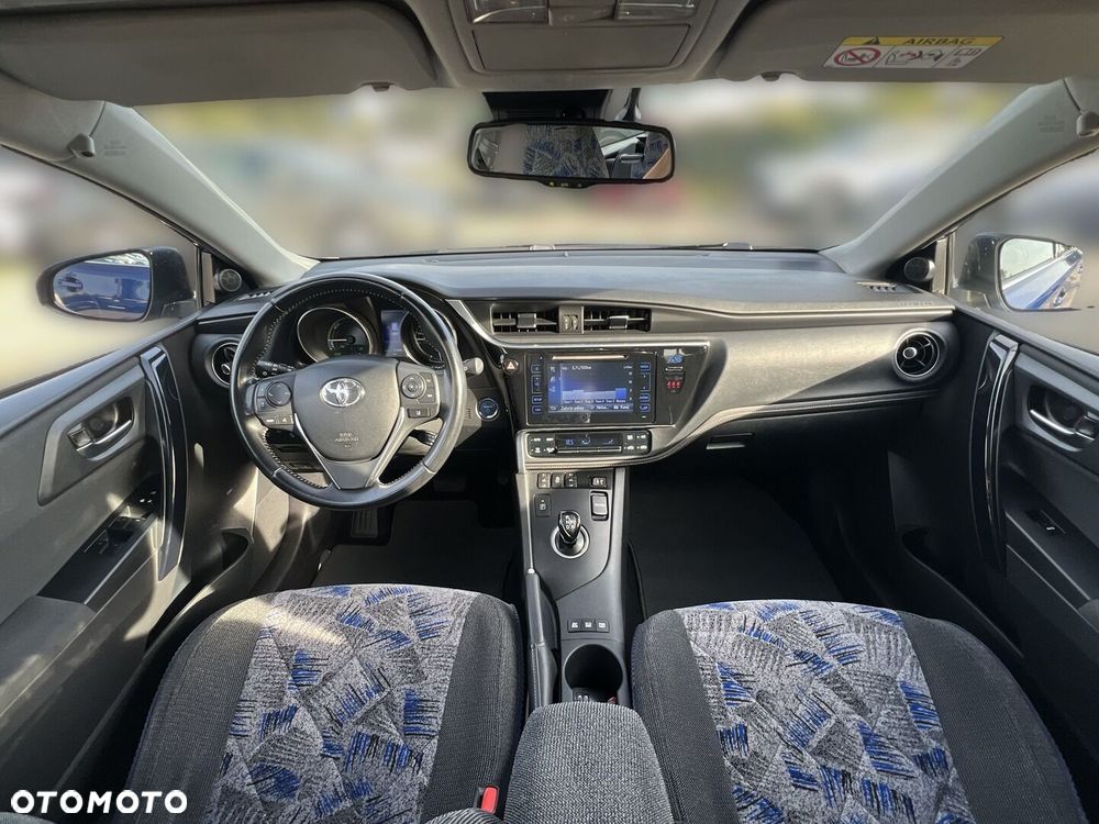 Toyota Auris Hybrid 135 Premium - 16