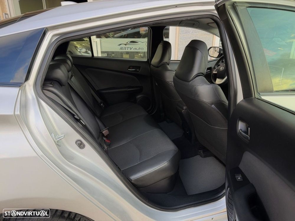 Toyota Prius 1.8 Luxury Touch&Go - 9