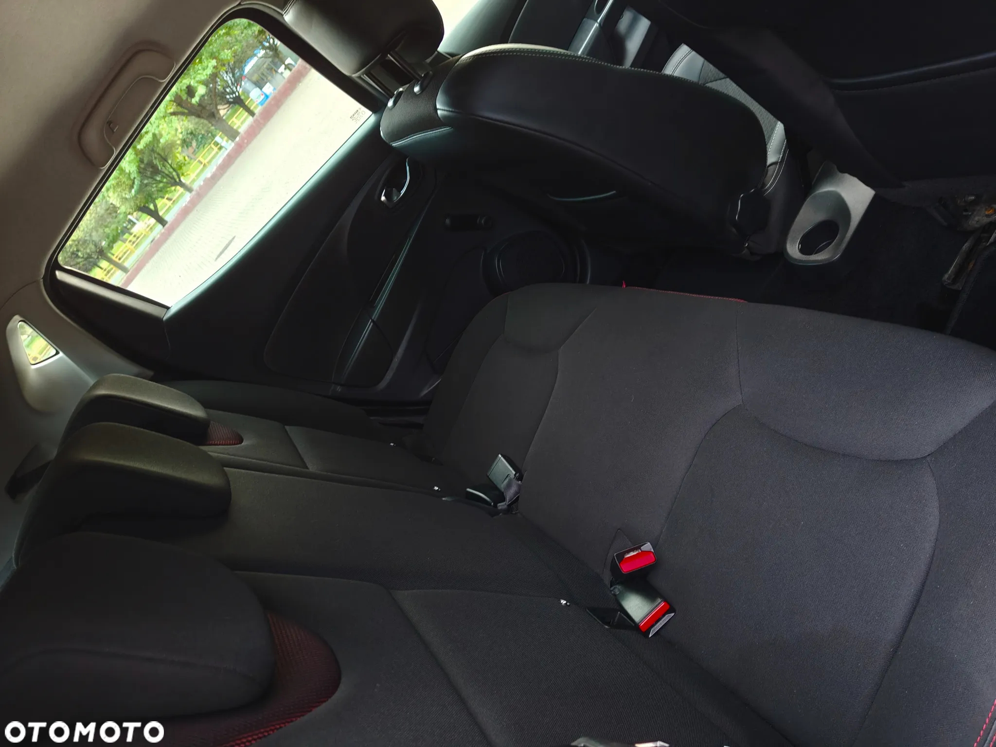 Renault Clio 1.2 16V 75 GPS - 12