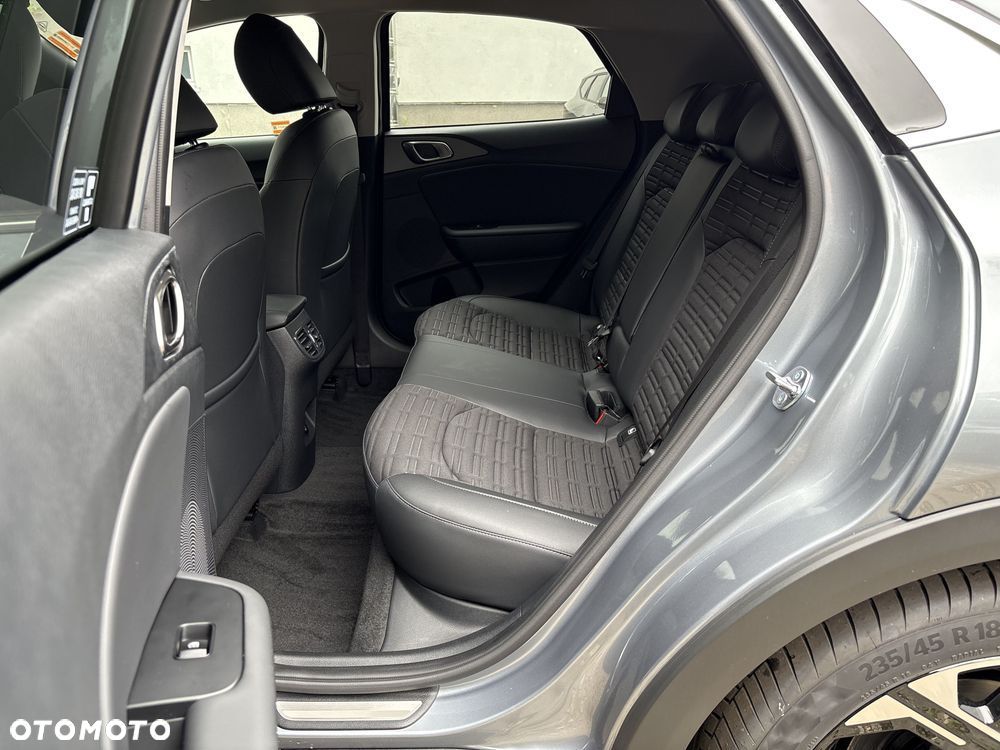 Kia XCeed 1.6 T-GDI L DCT - 13