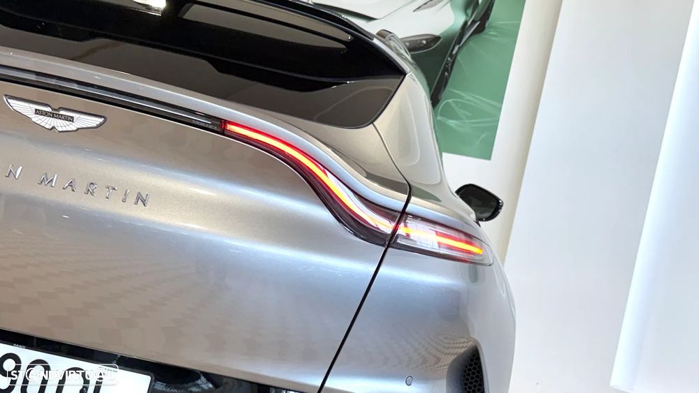 Aston Martin DBX 707 - 10