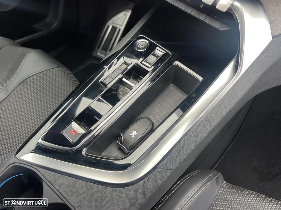 Peugeot 3008 1.6 Hybrid GT e-EAT8 - 8