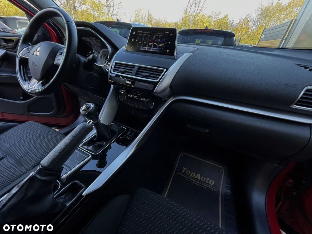 Mitsubishi Eclipse Cross 1.5 T Intense - 17