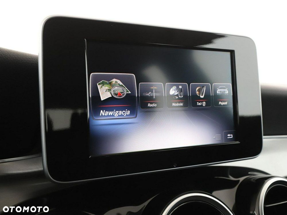 Mercedes-Benz Klasa C 180 - 24