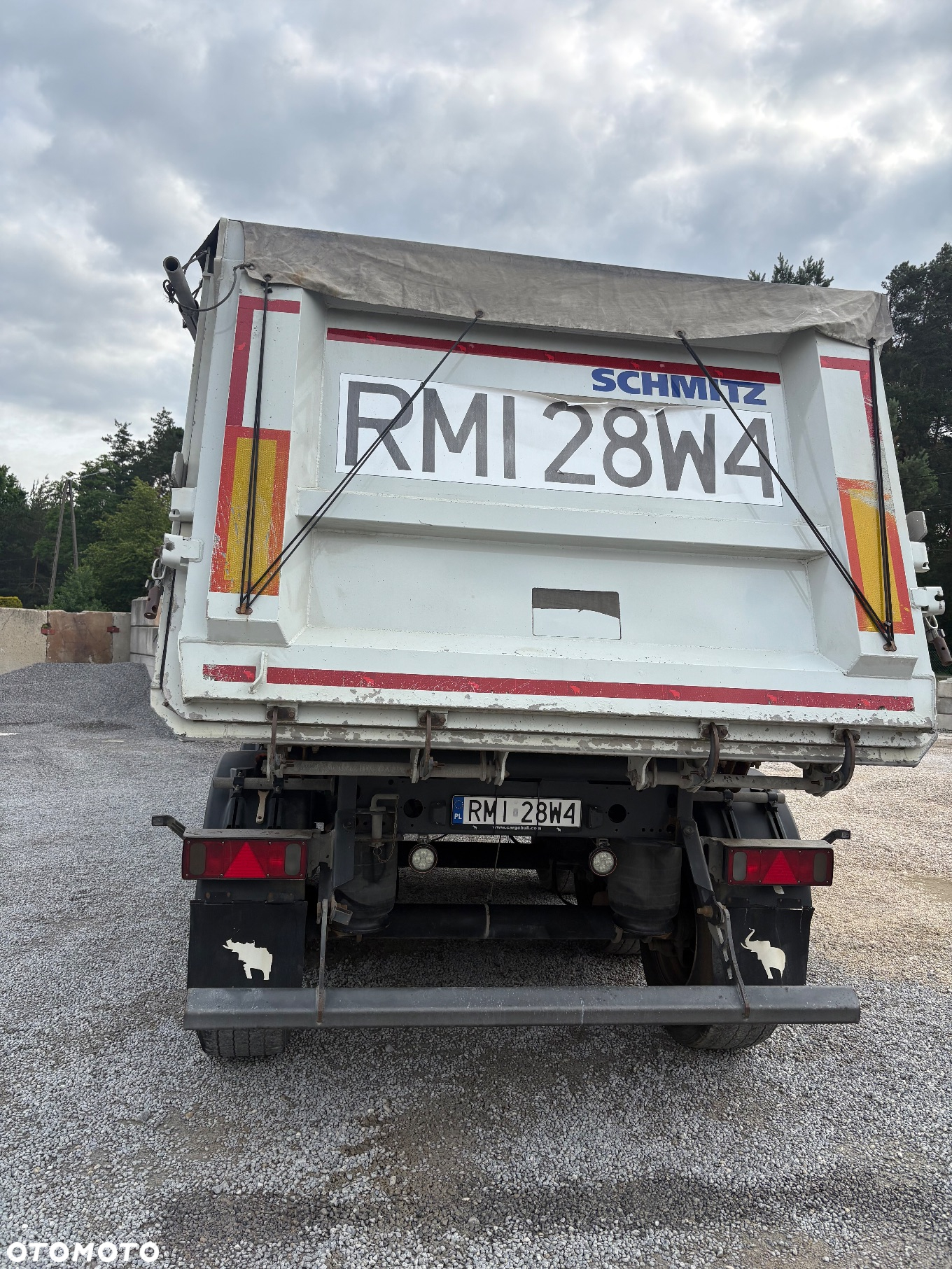 Schmitz Cargobull Schmitz Cargobull Gotha- 28m3/ oś podnoszona/2019 Rok - 4