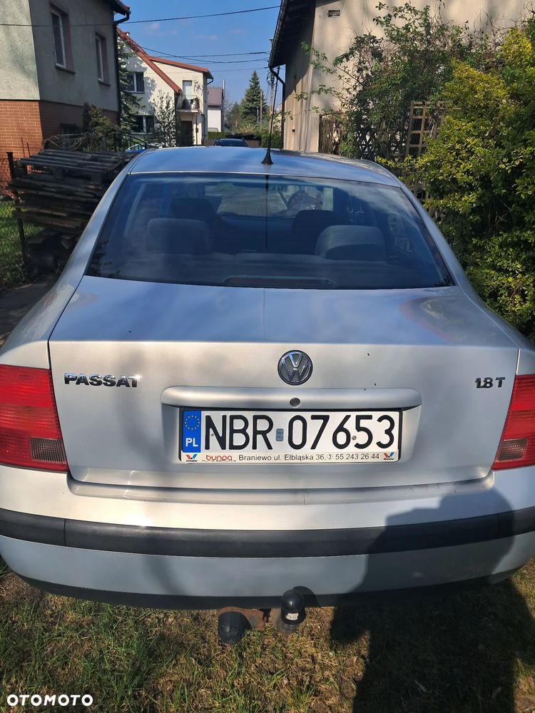 Volkswagen Passat - 3