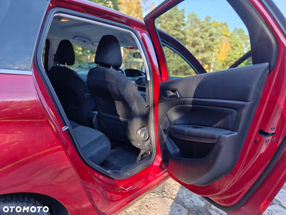 Peugeot 308 1.6 BlueHDi Business Line S&S - 17