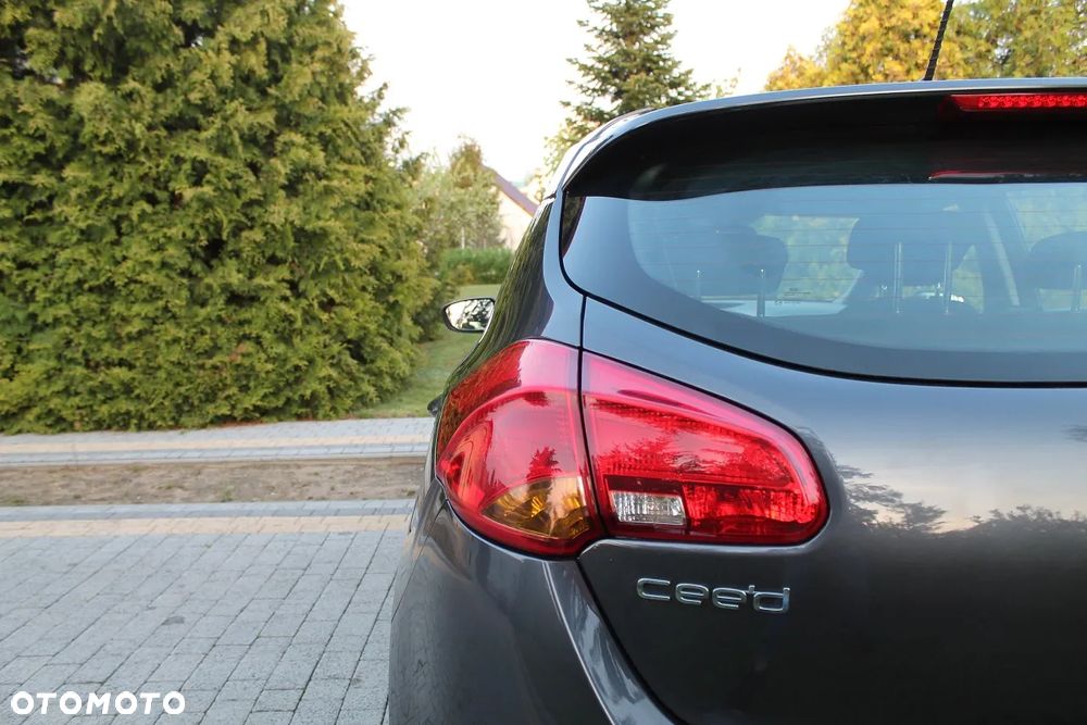 Kia Ceed 1.4 CVVT Attract - 7