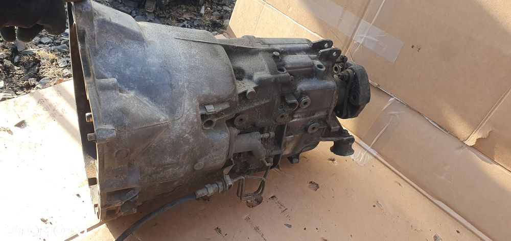 Skrzynia biegów manualna manual 5 biegów BMW 3 E46 2.0D - 4