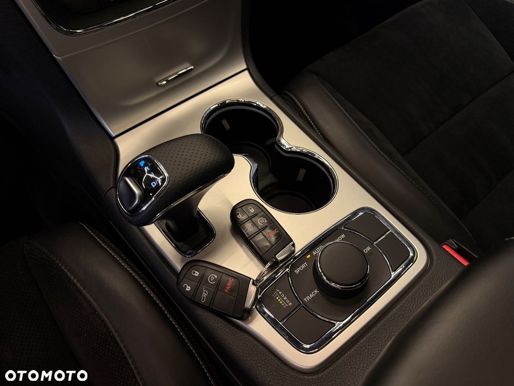 Jeep Grand Cherokee 6.4 V8 Hemi 4WD Automatik SRT - 25