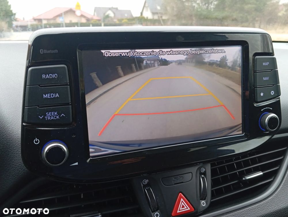 Hyundai i30 blue 1.6 CRDi Premium - 15