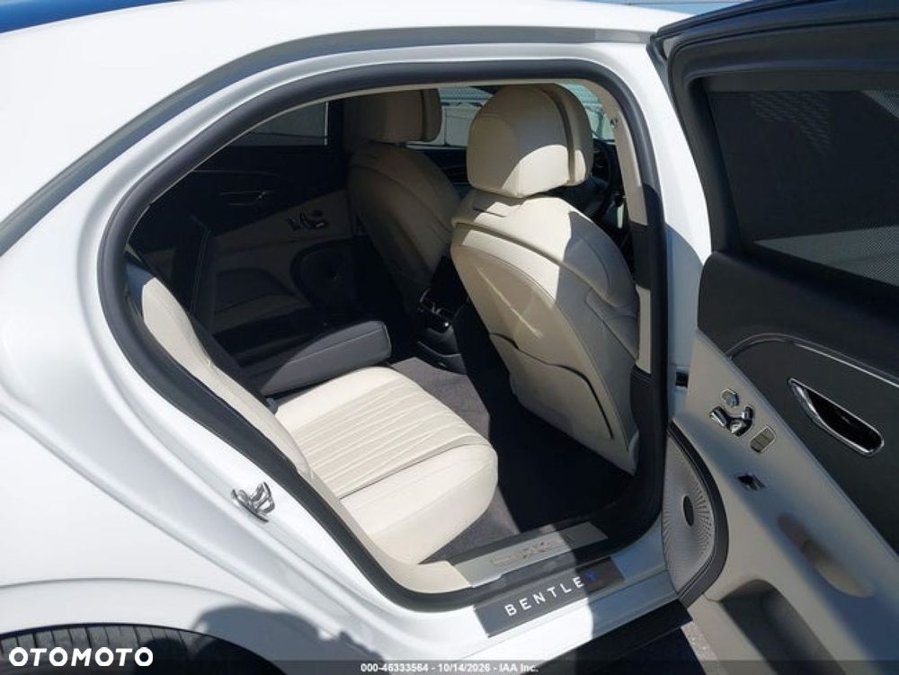 Bentley Flying Spur - 16