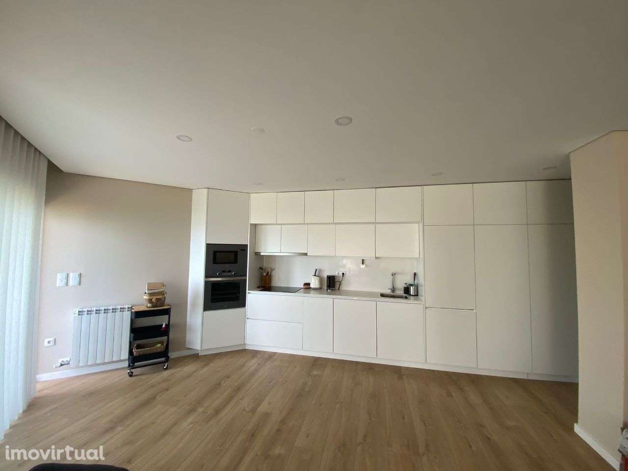 T3 renovado, em frente ao mar - Grande imagem: 2/22