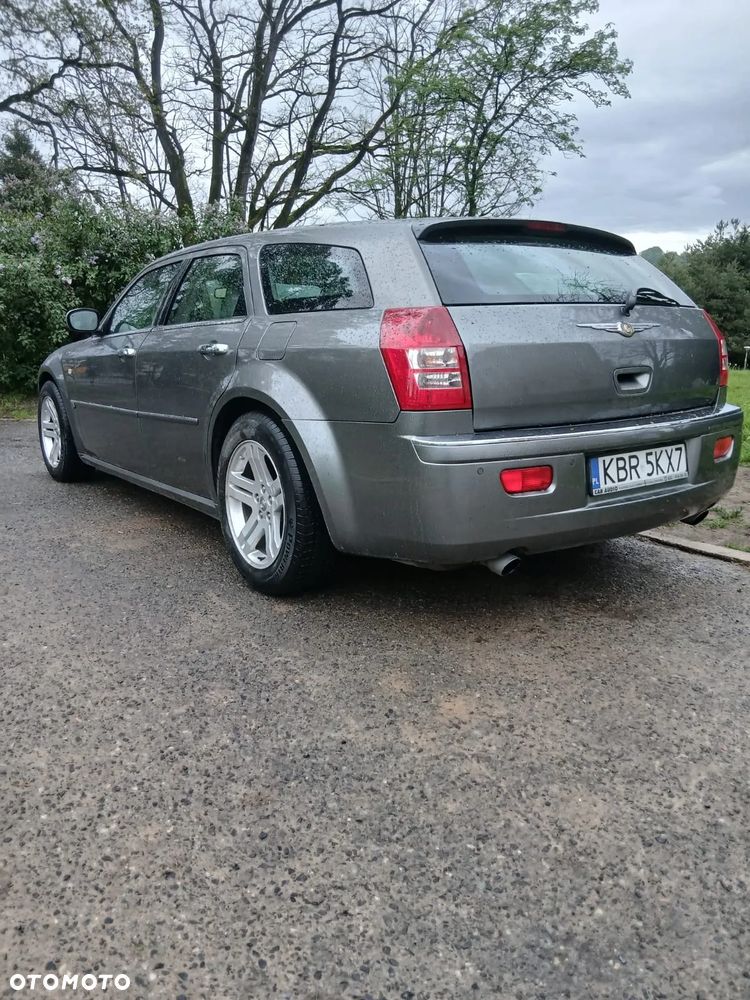 Chrysler 300C - 5