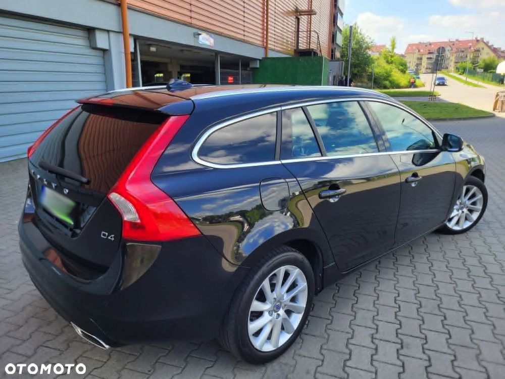 Volvo V60 D4 Drive-E Summum - 16