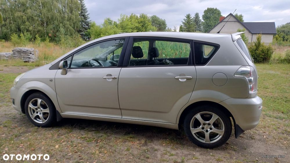 Toyota Corolla Verso 1.8 Premium + 7os MM - 7