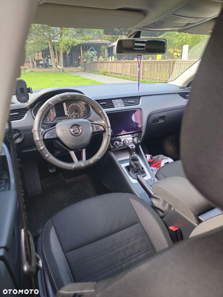 Skoda Octavia 2017 photo 3