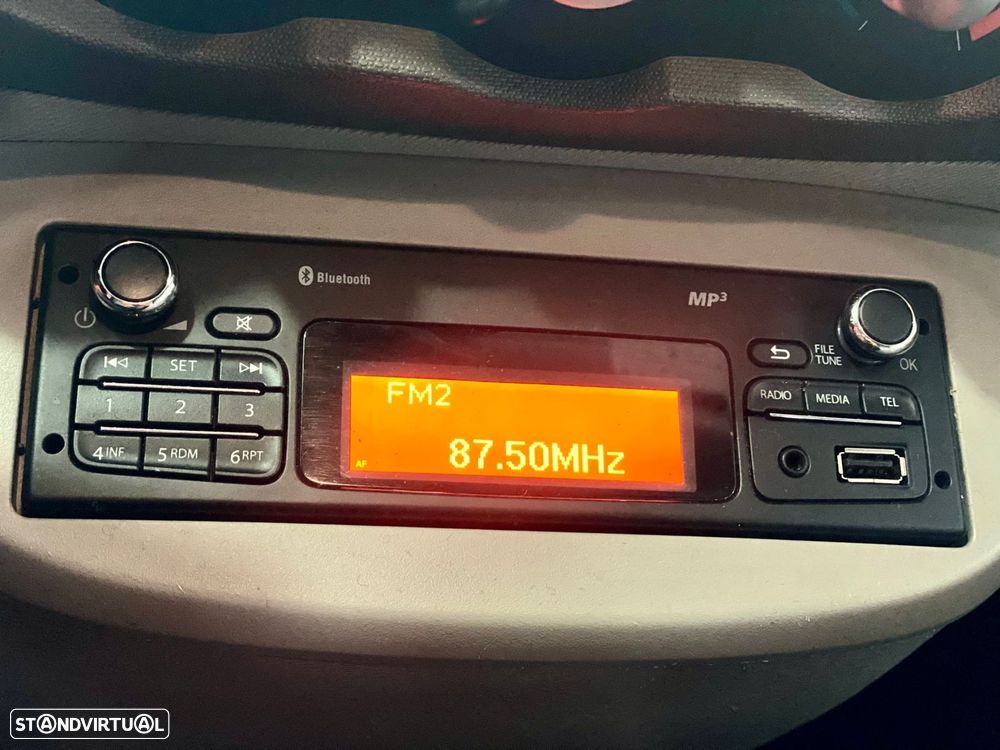 Renault Twingo dCi 75 Authentique - 16