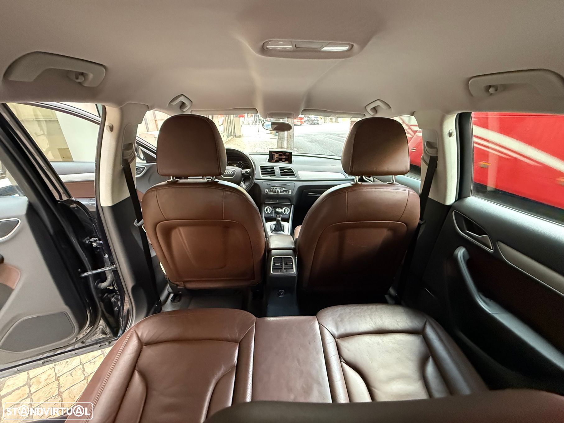 Audi Q3 2.0 TDI Attraction - 13