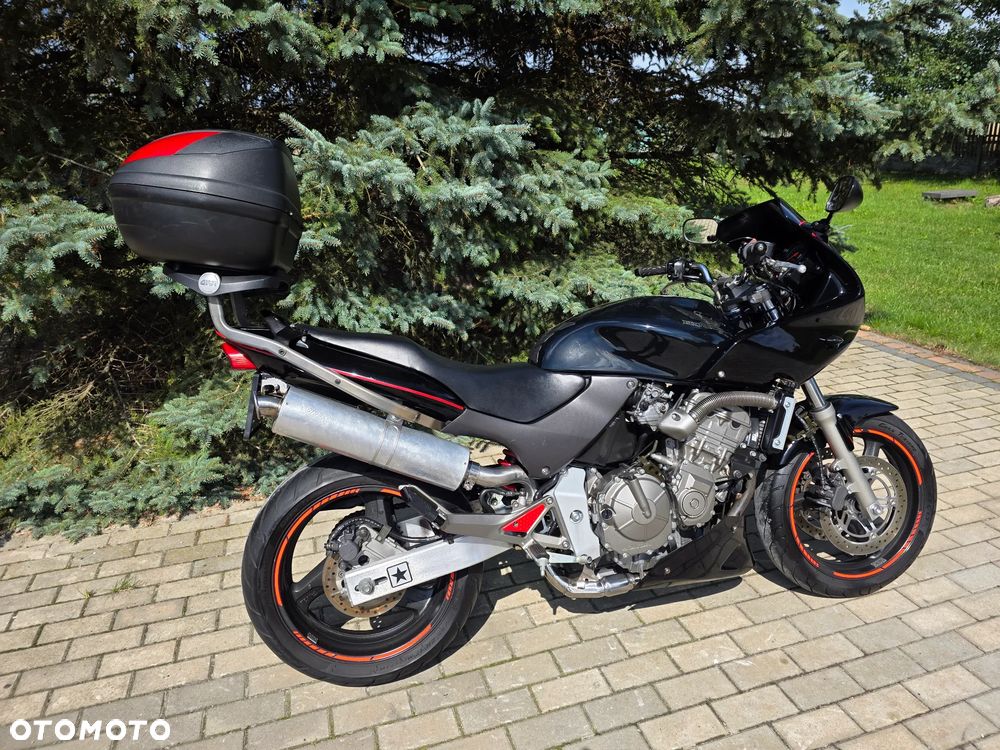 Honda Hornet - 12