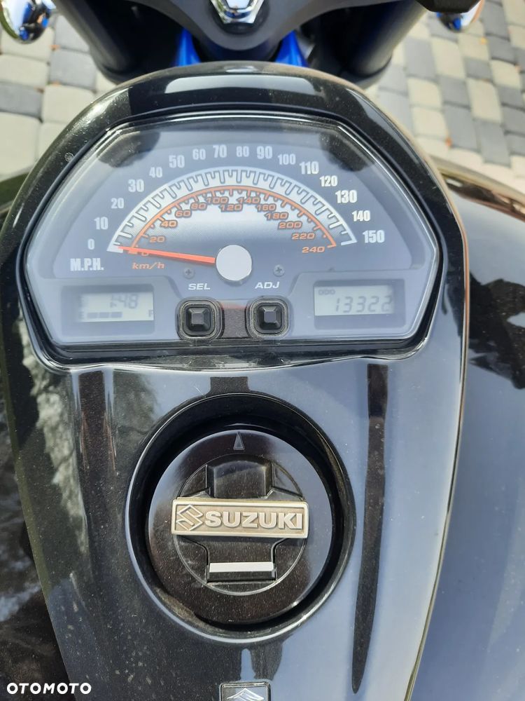 Suzuki Intruder - 5