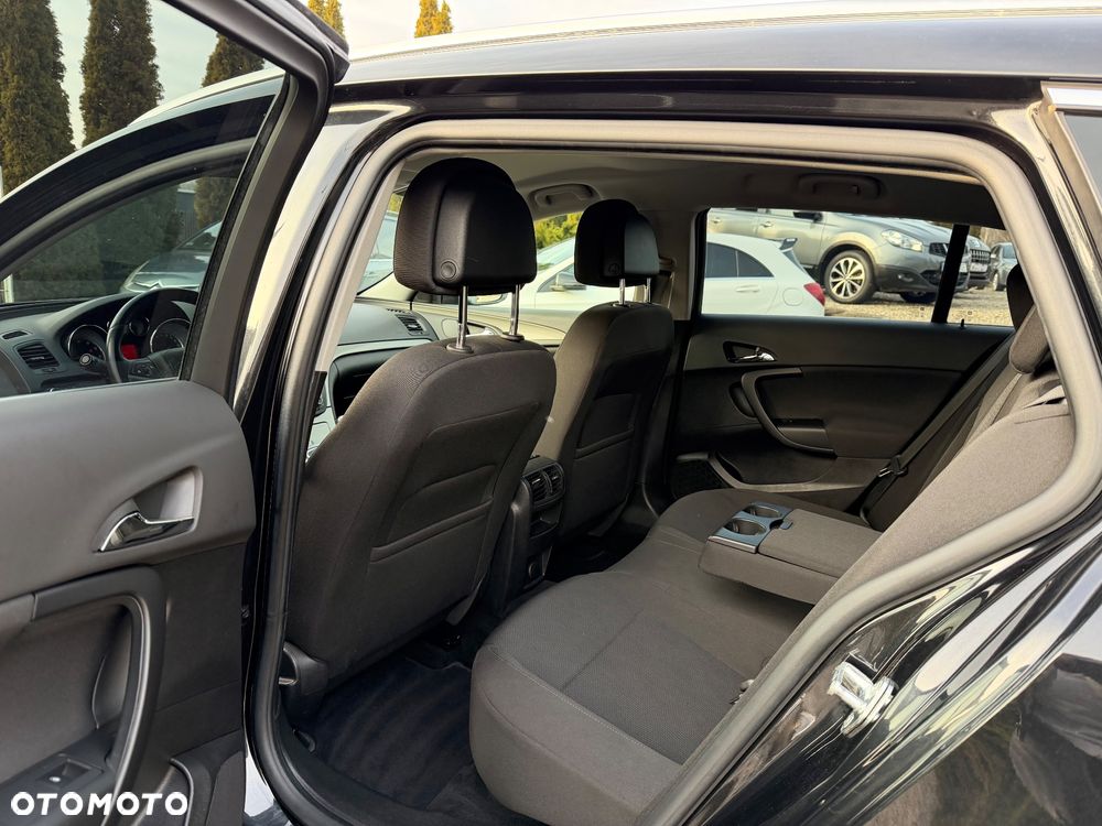 Opel Insignia 1.6 Turbo Innovation - 13