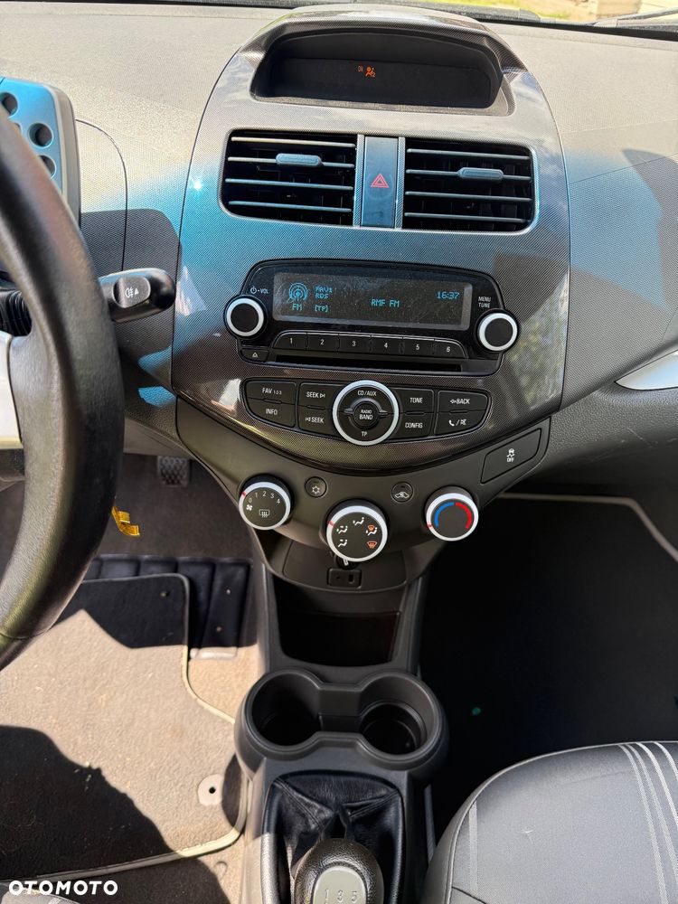Chevrolet Spark 1.2 LTZ - 16