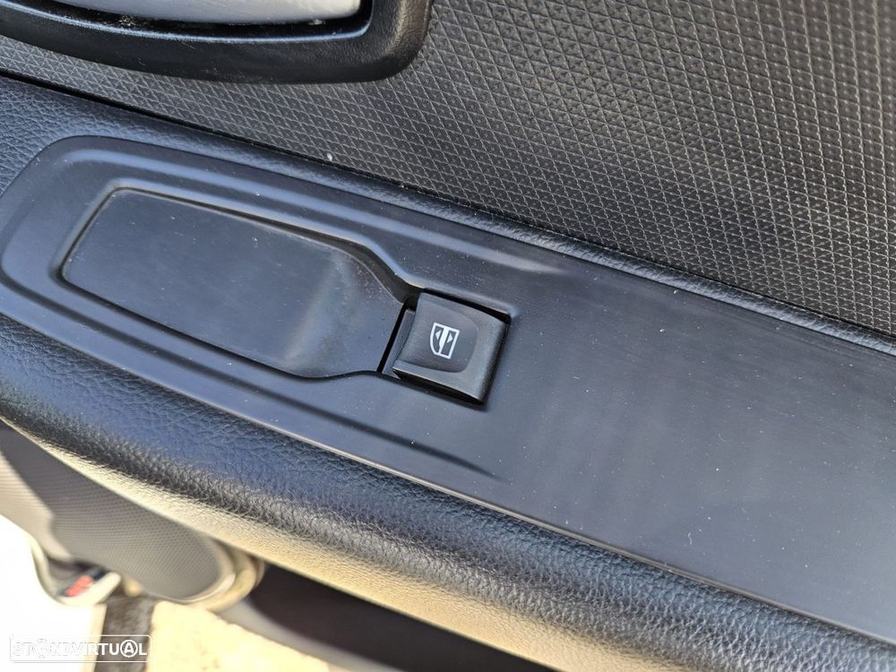 Renault Clio 1.5 dCi Limited - 42