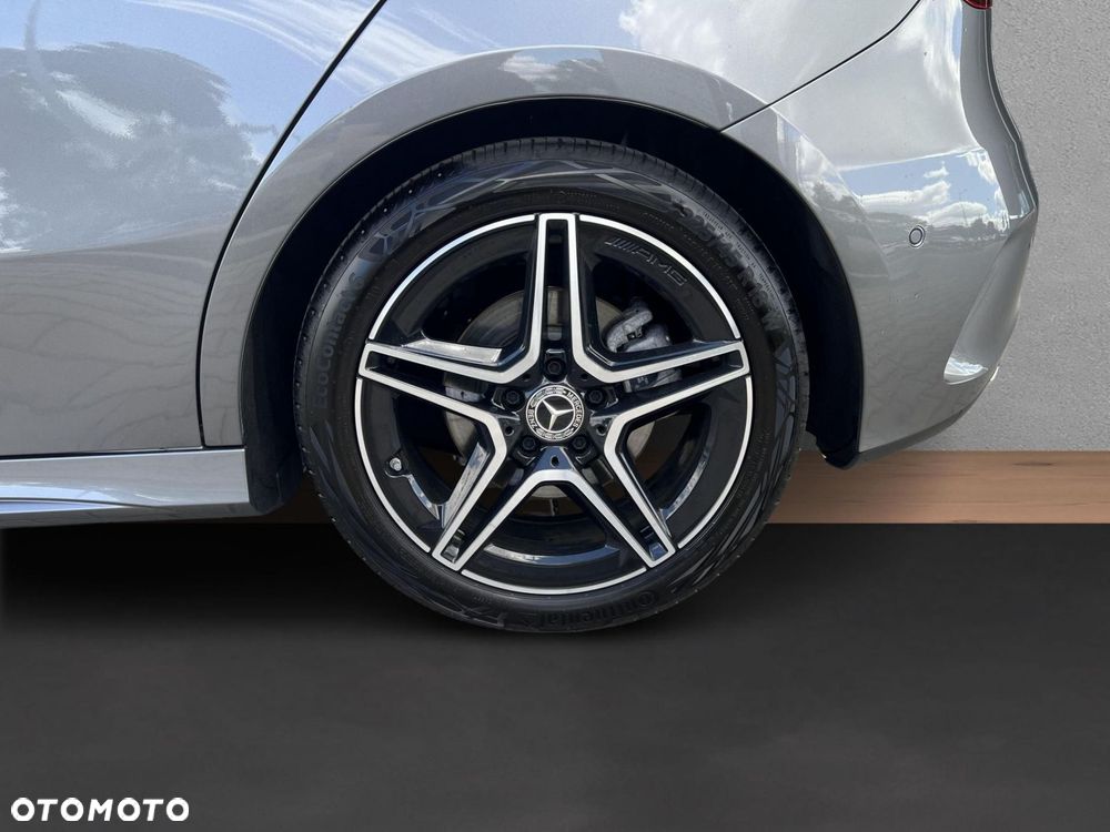 Mercedes-Benz Klasa A 200 AMG Line 7G-DCT - 17