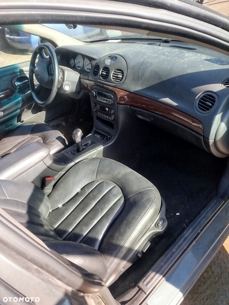 Chrysler 300 na części - 4