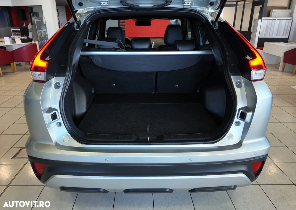 Mitsubishi Eclipse-Cross Plug-In Hybrid 4WD Plus - 38