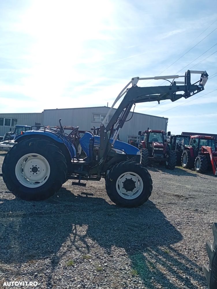 New Holland TD 95D - 2