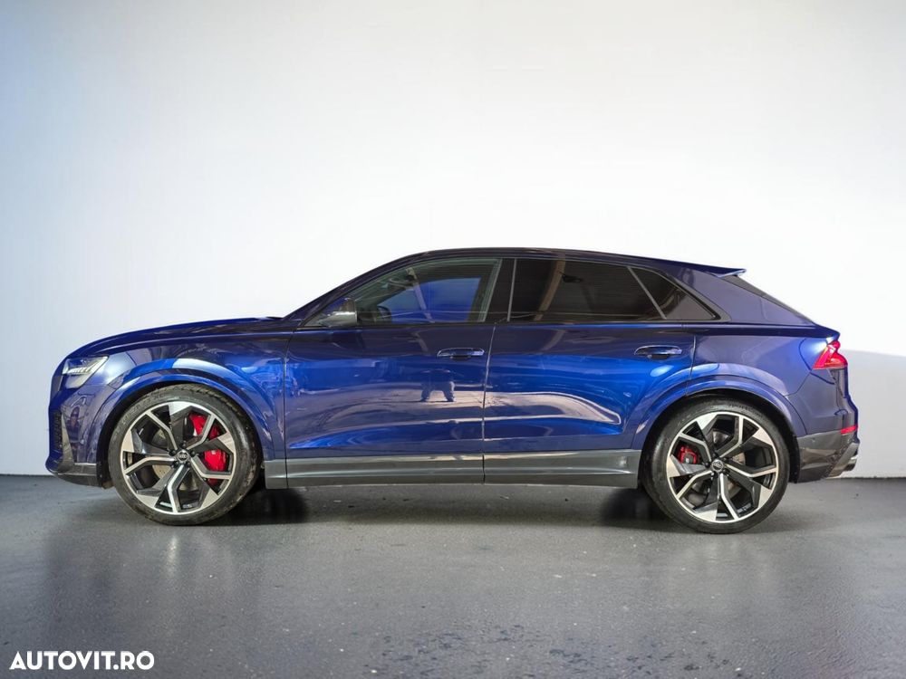 Audi RS Q8 - 2