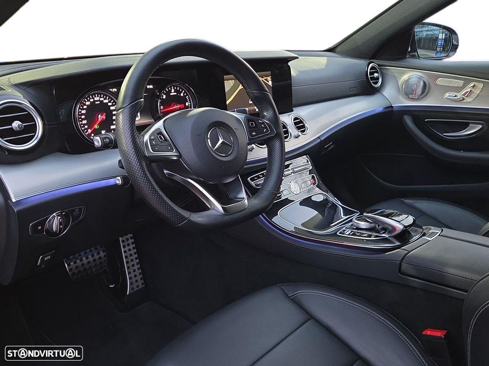 Mercedes-Benz E 220 d AMG - 12