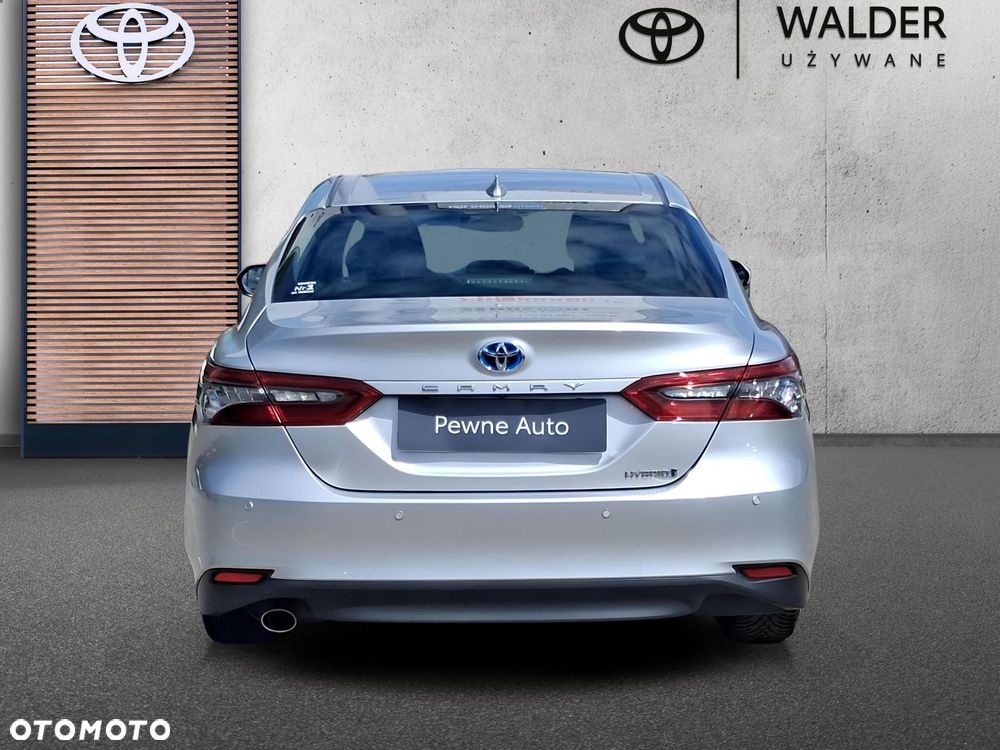 Toyota Camry 2.5 Hybrid Executive CVT - 4