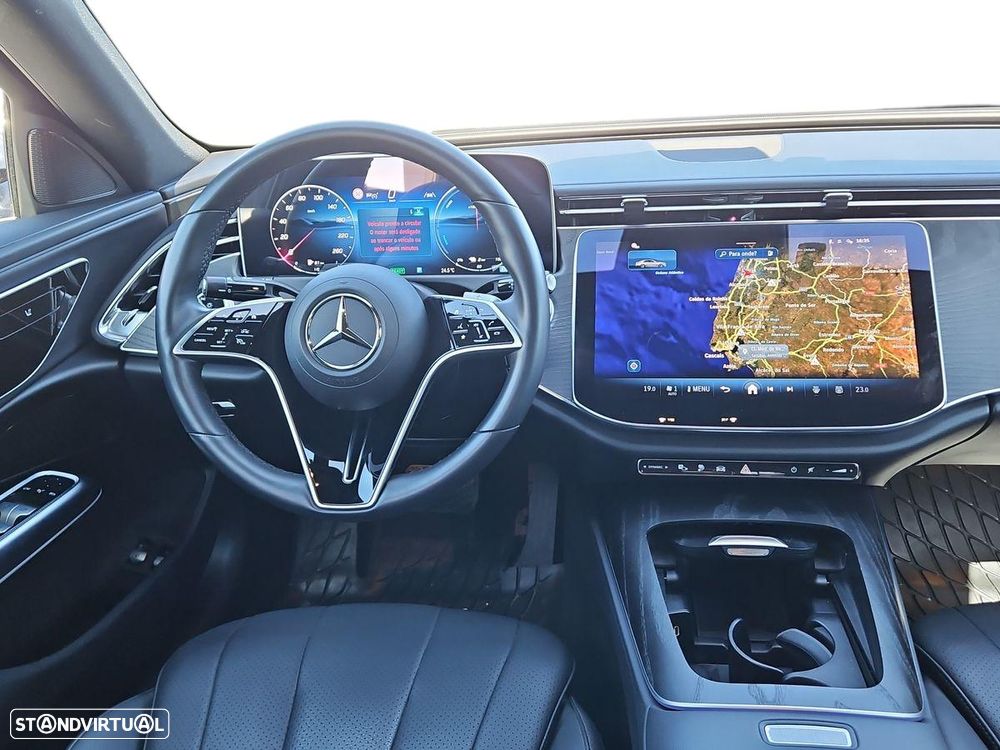 Mercedes-Benz E 300 e - 13