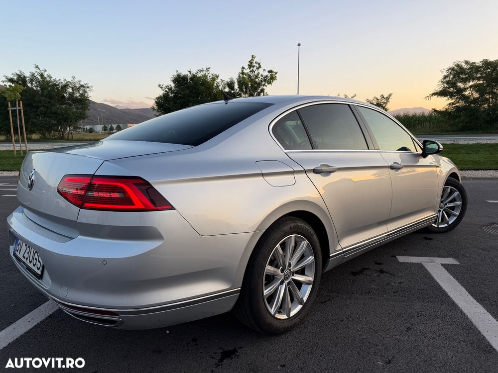 Volkswagen Passat 2.0 TDI DSG 4Motion Highline - 3